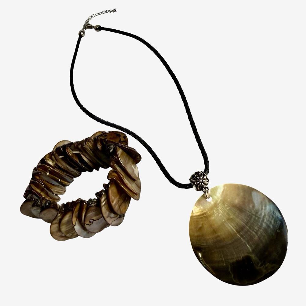 Statement Shell Disc Pendant Necklace 16” & Shell Stretch Bracelet Set Beach
